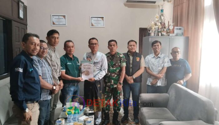 PT RAPP Dukung Pacu Jalur Kuantan Hilir — Alat Berat Diturunkan Perbaiki Jalan Arena