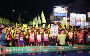 15 Ribu Pelari Tumpah Ruah di Pekanbaru! Kapolda Riau Kobarkan Perang Besar Melawan Karhutla 15 Ribu Pelari Tumpah Ruah di Pekanbaru! Kapolda Riau Kobarkan Perang Besar Melawan Karhutla
