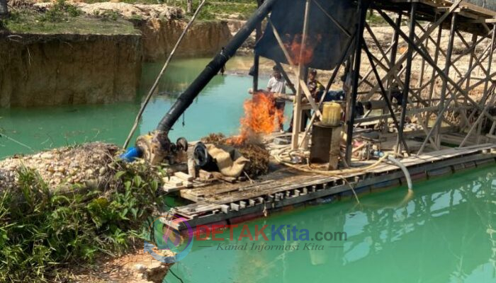 Laporan Warga via 110 Langsung Bergerak! Polsek Kuantan Hilir Musnahkan 3 Rakit PETI di Teratak Jering