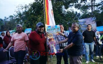 Keramat Jubah Merah Juara Pacu Jalur Rayon IV Gunung Toar — Putri Anggun Sibiran Tulang Tumbang di Final Keramat Jubah Merah Juara Pacu Jalur Rayon IV Gunung Toar — Putri Anggun Sibiran Tulang Tumbang di Final