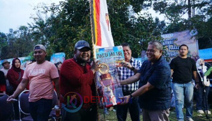 Keramat Jubah Merah Juara Pacu Jalur Rayon IV Gunung Toar — Putri Anggun Sibiran Tulang Tumbang di Final