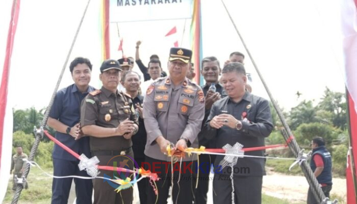 Akses Terputus Kini Terhubung! Jembatan Merah Putih Presisi di Jaya Kopah Resmi Berdiri — Polri Buktikan Pembangunan Tak Sekadar Janji