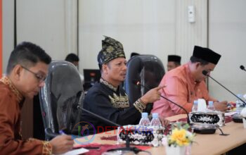 Muklisin Kawal Langsung Usulan Aspal Jalan Transmigrasi — Camat Diminta Bergerak Cepat