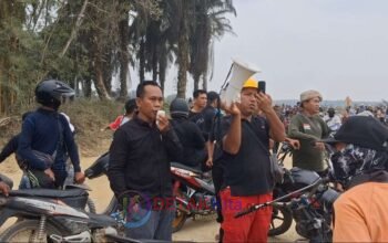 Ribuan Warga Koto Baru Tanam Sawit di Lahan yang Diklaim Ulayat — PT RAPP Didesak Buka Peta Konsesi