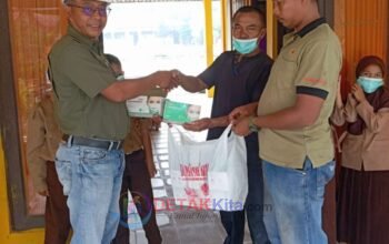 PT PCS Bagikan Ribuan Masker — Lindungi Warga dari Ancaman ISPA Akibat Kabut Asap