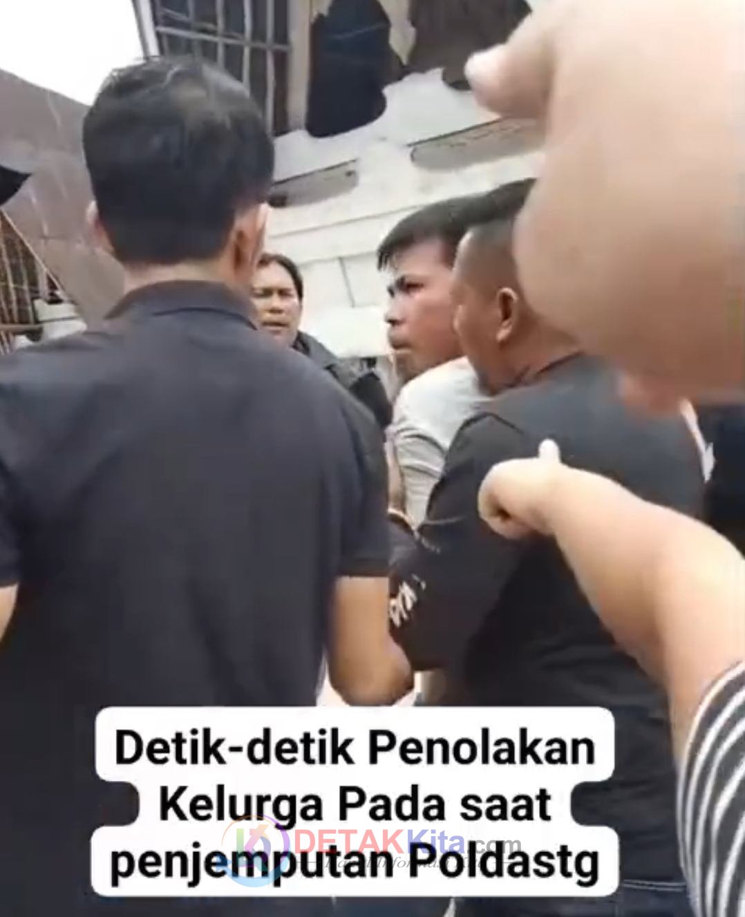 Polda Stg Diduga Melawan Saat Hendak Ditangkap — Polres Kuansing Tuai Dukungan