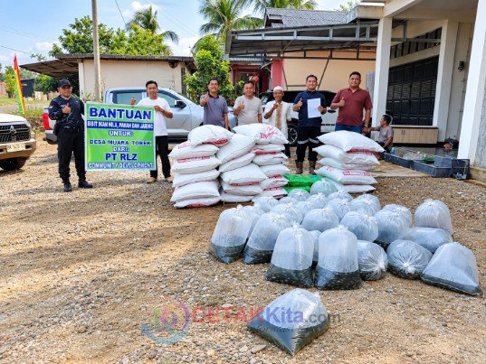PT RLZ Perkuat Air Bersih dan Ekonomi Warga Pucuk Rantau