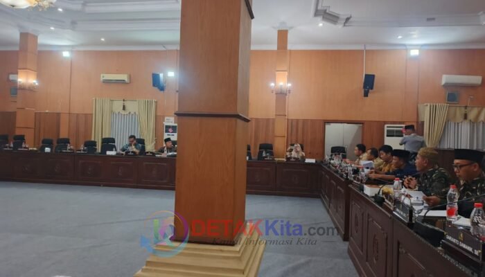 Rapat Pansus Plasma Batu Bara Bikin Miris: 15 Anggota — Hanya 3 yang Hadir! Ke Mana 12 Lainnya?