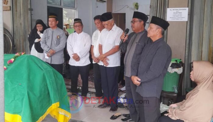 Hj Intan Zahara Berpulang — Keluarga Besar Baserah Pekanbaru Berduka