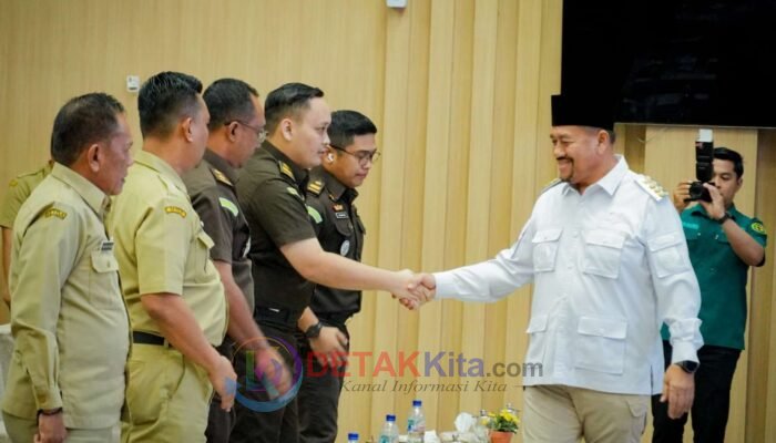 Bupati Baharuddin Tegaskan Dana Pendidikan Wajib Transparan