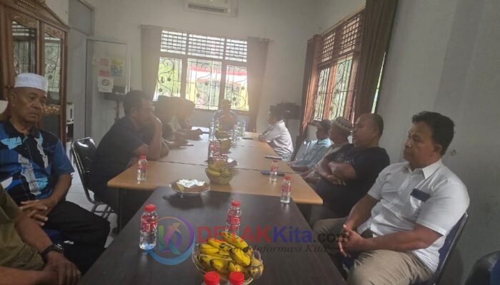 Sengketa Tanah Desa Delik Diadukan ke Senator — Abdul Hamid Janji Perjuangkan Solusi