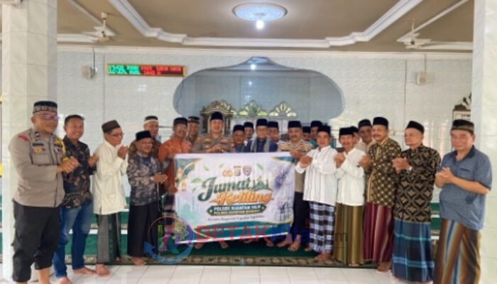 Jumat Keliling! Kapolsek Kuantan Hilir Turun ke Masjid — Sampaikan Pesan Kamtibmas dan Larangan Karhutla