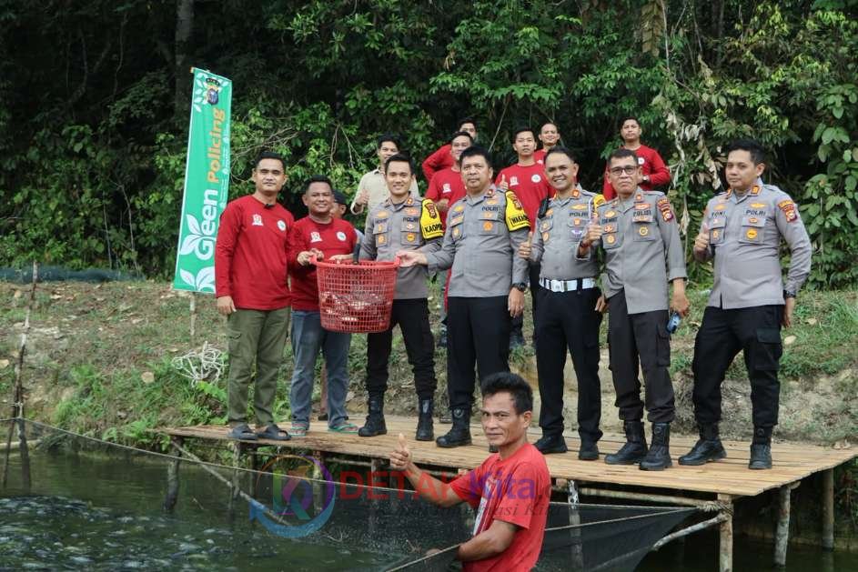 Kapolres Hidayat Perdana Panen Raya Ikan — Rendi: Polri Hadir Dukung Kemandirian Pemuda